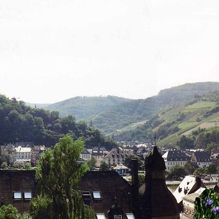 Ferienwohnung Burgblick トラーベン・トラールバッハ エクステリア 写真