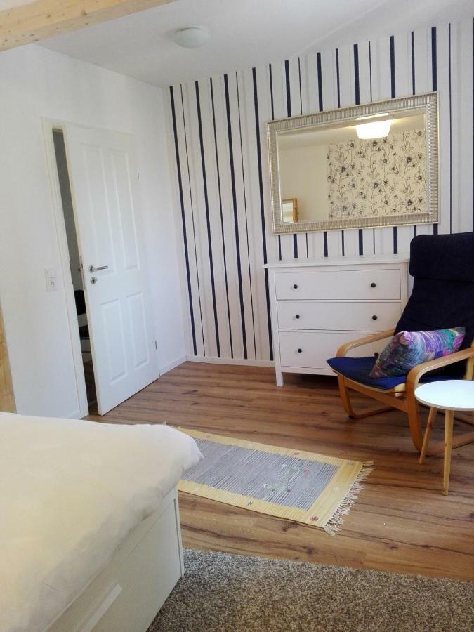 Ferienwohnung Burgblick トラーベン・トラールバッハ エクステリア 写真