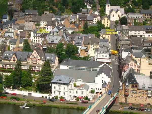 Ferienwohnung Burgblick トラーベン・トラールバッハ エクステリア 写真